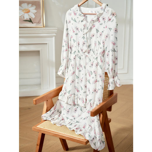 欧芮儿 碎花雪纺连衣裙女新款长袖木耳边复古收腰A字长裙 商品图0