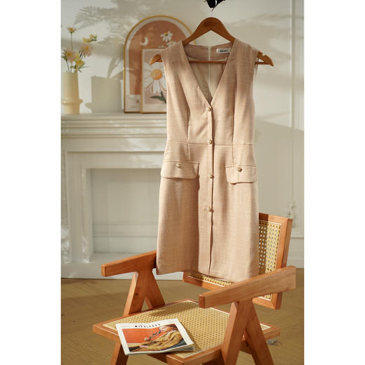 欧芮儿春新款无袖V领格子连衣裙女中长款气质收腰显瘦A字裙 商品图0