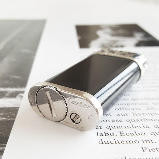 【9成新】CARTIER 卡地亚 Panthere 系列 豹纹顶盖时尚打火机 现售价：2480！100324NJ35 商品图2