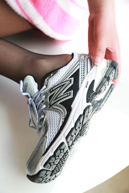 氛围感复古跑鞋，原盒出口。1999元一双の情侣软底跑步鞋A031268 商品图11