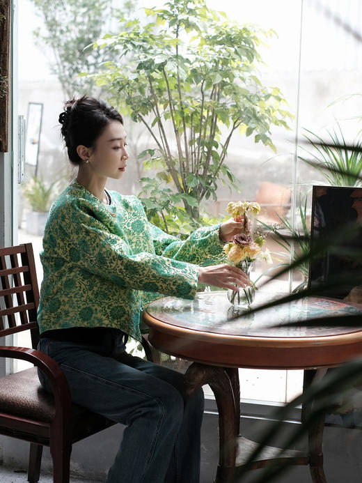 微瑕秒杀| 盛唐牡丹 |草绿色漳绒缠枝富贵花外套[特价品]](特殊商品不退不换) 商品图4