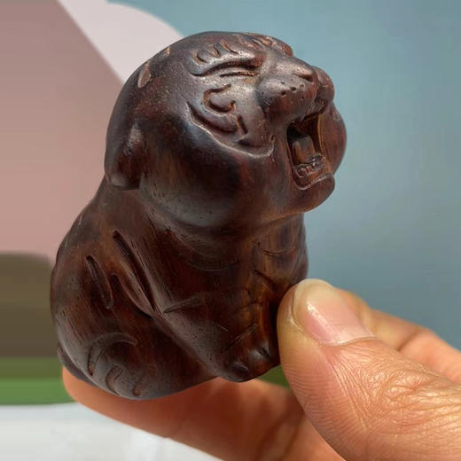 小萌虎°血檀木摆件 商品图0