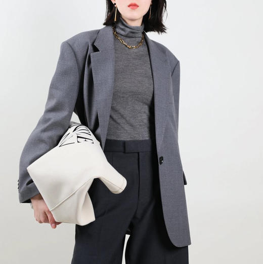 羊毛精纺灰色女绅士西装 满分摩登造型 英伦斜纹呢复古时髦 职场通勤品味尽显 面料考究垂感好G0727 商品图4