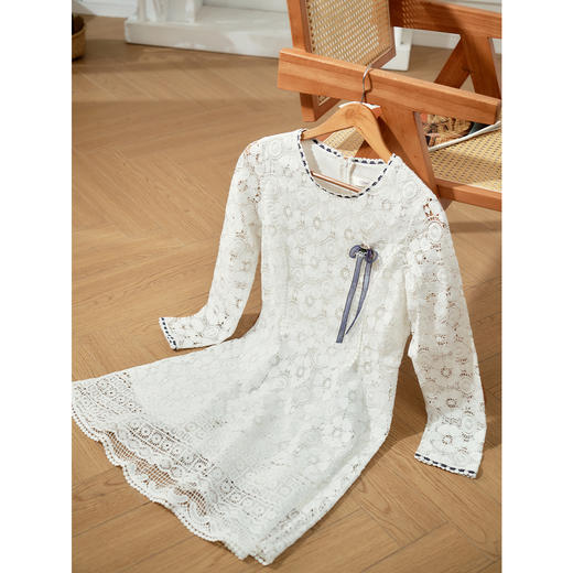 欧芮儿修身收腰优雅花边镂空白色蕾丝连衣裙女中长款 商品图1