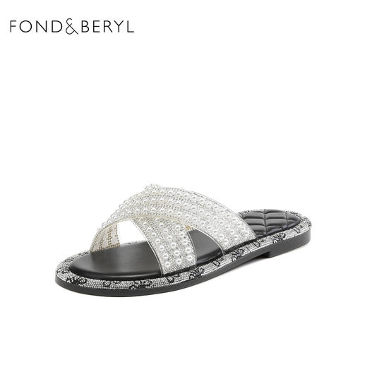 星期六珍珠闪钻平底凉拖FB32110633 商品图0