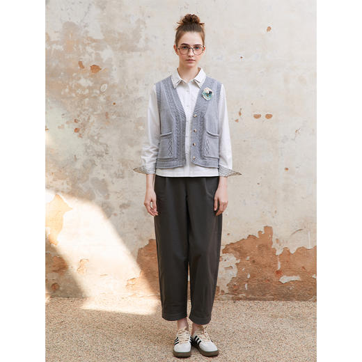 famecoco范可儿双层领撞色拼接衬衫女士长袖贴布衬衣FAC1BH009 商品图5