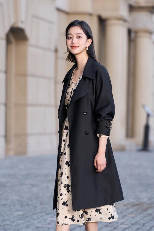 = 漆黑、弗肯红风衣HJ1D02 商品图3