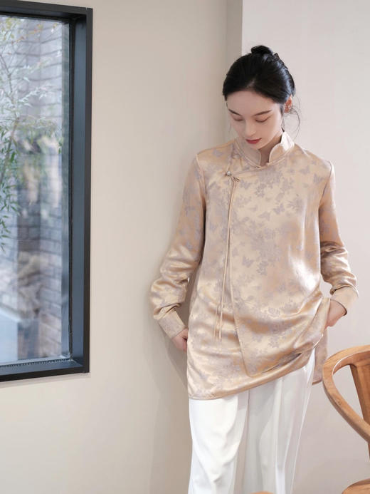 盛唐牡丹 |早春蝶恋花斜襟花瓣领女上衣 商品图8