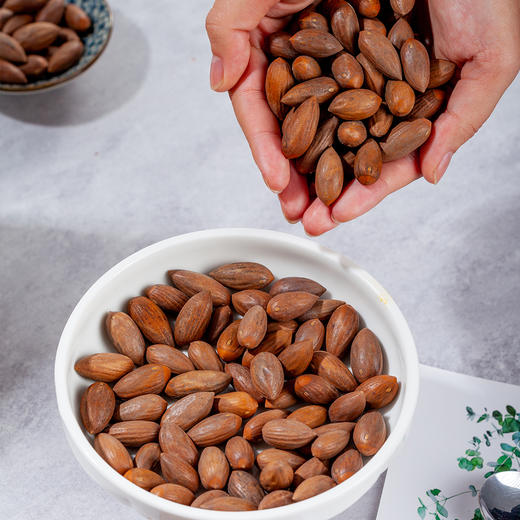 【消费帮扶】俏俏果 香榧 150g/罐 颗粒饱满均匀 好吃易剥 商品图1