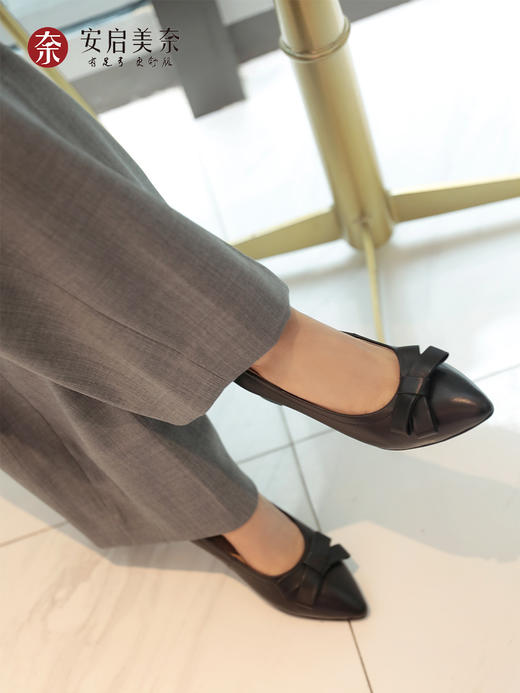 温柔气质 | ARCH CONTACT安启美奈·粗跟尖头单鞋女羊皮通勤穿搭 商品图0