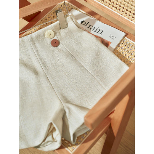 欧芮儿春新款高腰显瘦休闲短裤女简约百搭修身直筒阔腿裤 商品图1