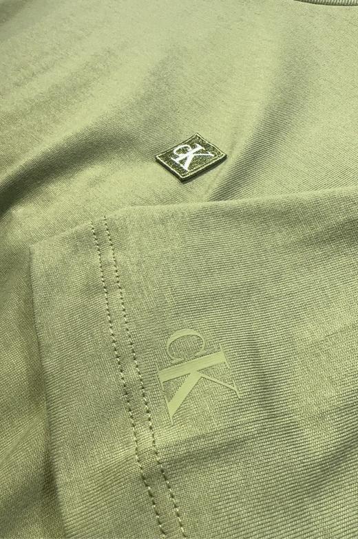 CK 短袖T恤男  J324899-L9N . 商品图6