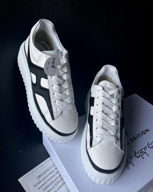 现货 THS 3.16-限时 霍根 情侣款 联名限定 全新的飞艇鞋 饼干底运动感鞋 3色 QZ077 商品图8