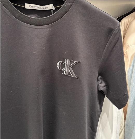 CK 短袖T恤男  J325019-BEH . 商品图6