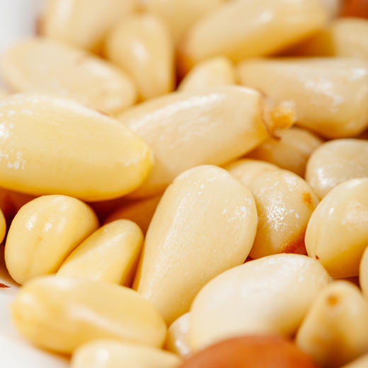 【消费帮扶】俏俏果 开口松子 200g/罐 皮薄如纸轻松剥 口感酥脆 商品图3