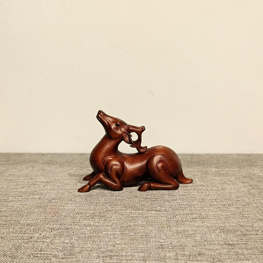 瑞鹿°做旧黄杨木摆件 商品图0