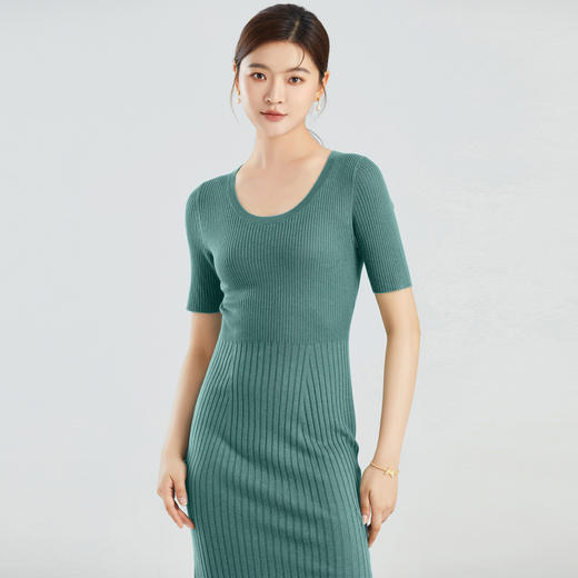 DWMD3005AN 丝绒款 东黎羊绒 女士夏季圆领气质开叉连衣裙春夏氛围感连衣裙 商品图0