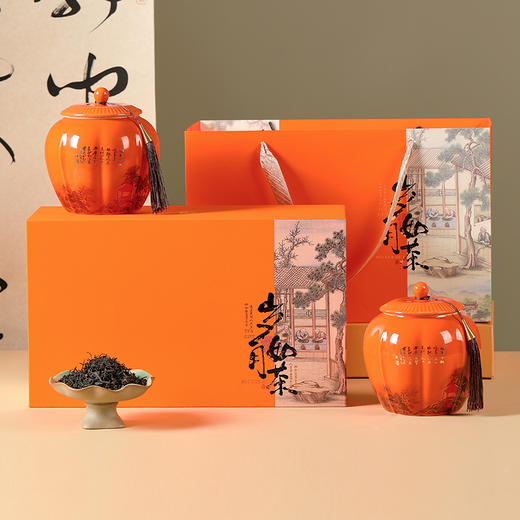 【万事如意】去寻武夷山原产 特级正山小种 红茶礼盒装 净含量250g 商品图1
