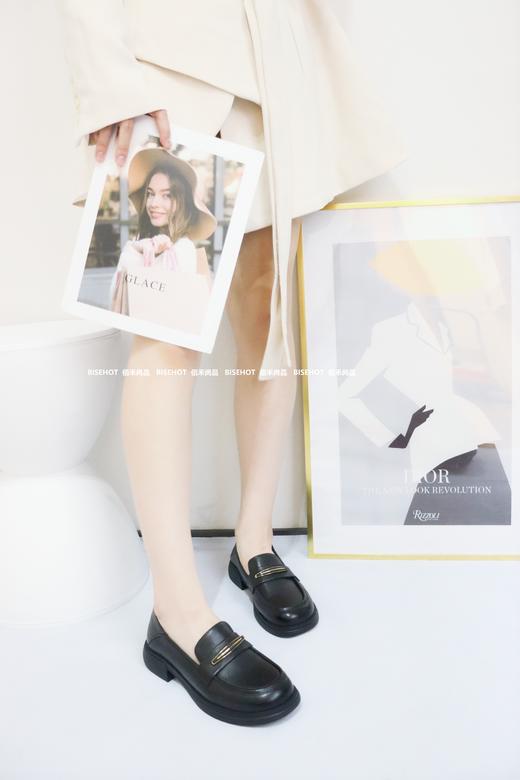 新品牛皮春秋单层一字扣乐福单鞋963B41540（W） 商品图1