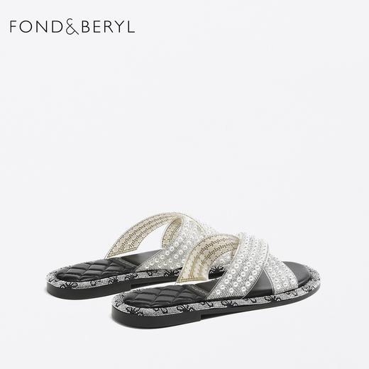 星期六珍珠闪钻平底凉拖FB32110633 商品图4