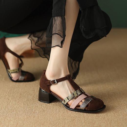 【预售5天】复古编织包头鞋，丁字扣带粗跟拼色中跟罗马女鞋YX&B922 商品图3
