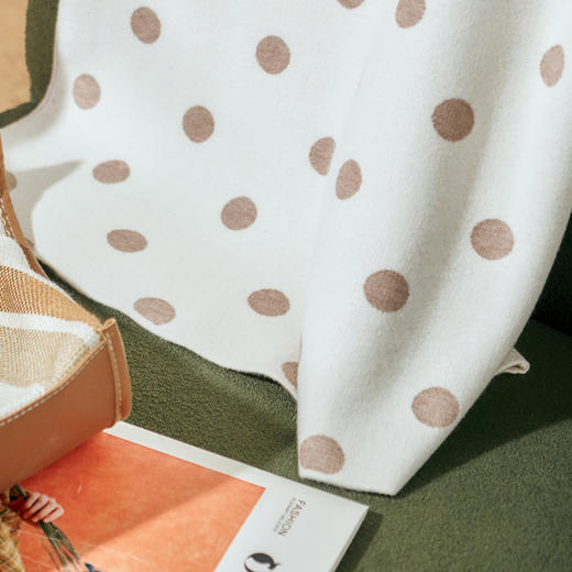 欧芮儿春新款高腰显瘦波点针织半身裙女中长款百搭包臀裙 商品图3