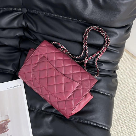 Chanel cf 衍生款 树莓紫 羊皮 翻盖 手提 链条包 商品图3