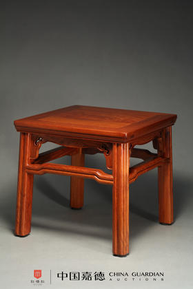 红桥红  家具严选  缅甸花梨(大果紫檀）  【30瓜棱腿方凳】