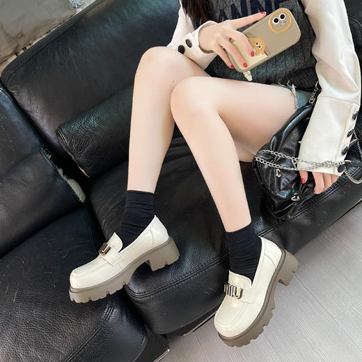 新品厚底百搭舒适乐福单鞋919B41516（W） 商品图1