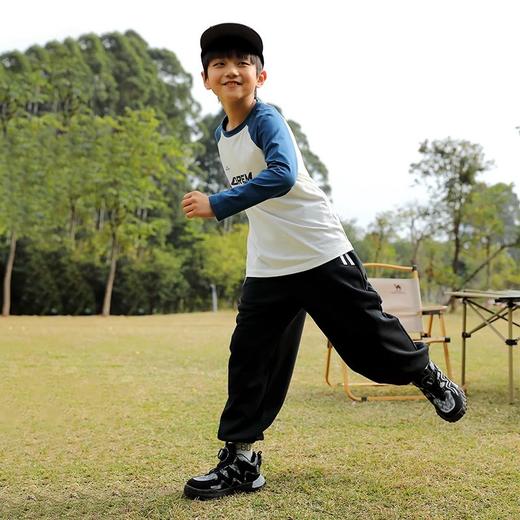 【2024年反季清仓】龙之涵 亲子款“春天加点色”透气棉长T 中大童亲水冰瓷棉长袖T恤 舒适百搭透气吸汗 婴幼儿A类标准 100-185码3色可选 商品图12