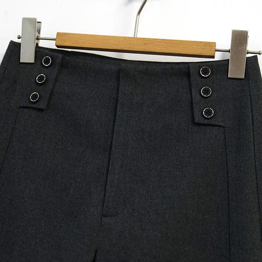 VIVIAN LIU薇薇安刘R2415010春女装新款腰部装饰纽扣直筒长裤 商品图2