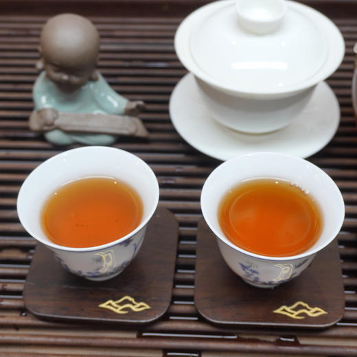 精选10年陈优质老原料 2013年下关茶厂飞台号老生茶  条索深色年份足  高品质纸箱装批次 干仓真品好口感 商品图10