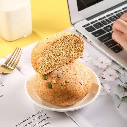 【健康早餐】全麦代餐欧包 轻食饱腹面包 谷物粗粮面包 商品图3