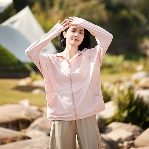 现货【冰皮双抗防晒衣UPF100+】男女同款，持久防晒不闷热 黑金大帽檐 隐形发洞、两侧口袋设计 自带凉感 扩散体热【现场砍价】 商品图3