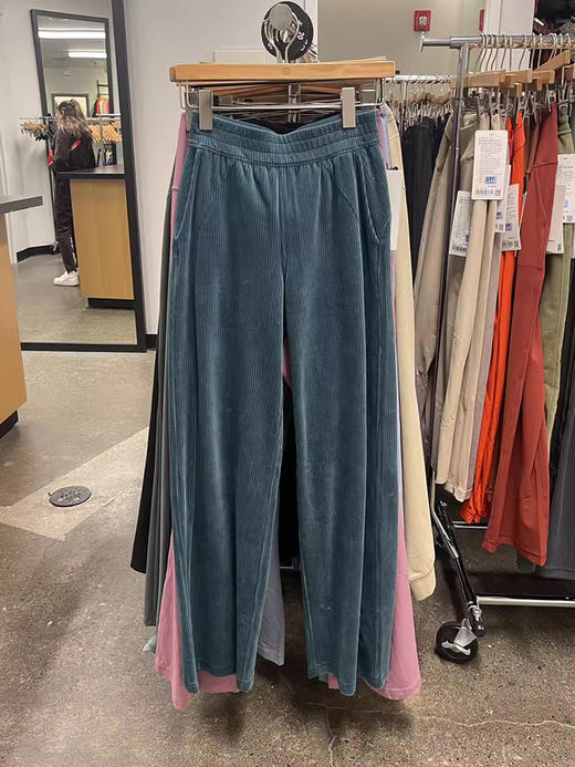 瑕疵Lululemon/露露乐檬 Scuba 女士32英寸灯芯绒速干柔软中腰阔腿裤 商品图0