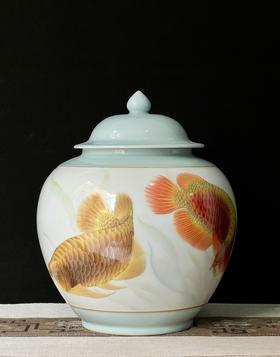 珐琅彩盖罐《富贵有余》