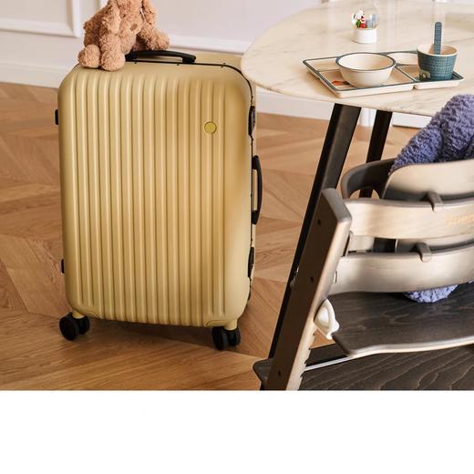 【她力量】【秒杀】ITO CLASSIC MODERN 万向轮行李箱 20/25/29寸 浅褐灰/绉纱黄/麦冬黑/地茶白 商品图0