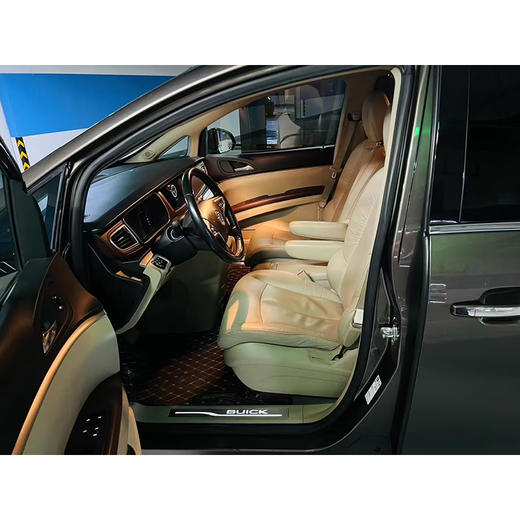 别克 GL8 25S 尊贵型 国V【长租-北京】 商品图5