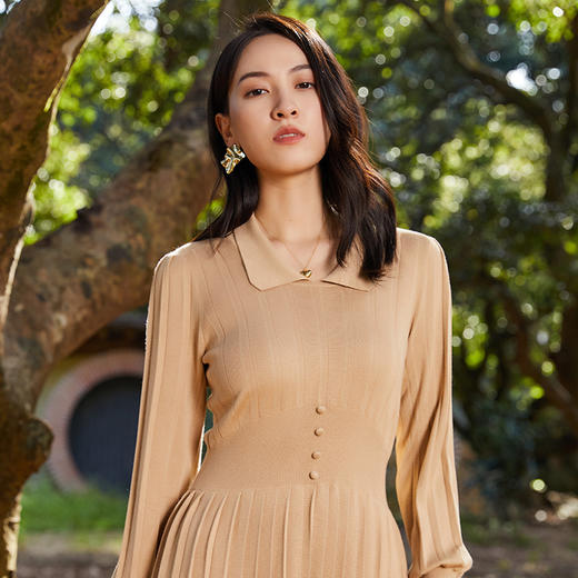 东黎 • 丝绒女士春夏重工收腰气质时尚连衣裙 3057 商品图0