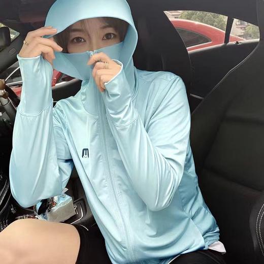 【出游必备！长袖防晒衣】女夏季轻薄长袖防晒衫骑行防紫外线凉感面料防晒服，带发洞设计，解决运动对头发的侵害。 商品图3