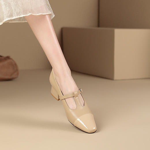 品质好货|Safiya/索菲娅2024春新款复古乐福粗跟单鞋 SF41111703 商品图4