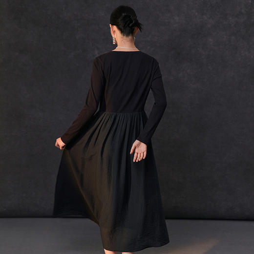 Famecoco假两件拼接极简连衣裙女士圆领气质过膝长裙FAC1FA010 商品图5