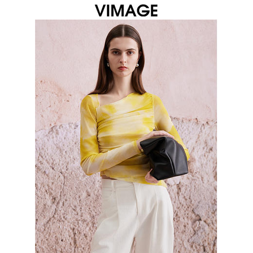 VIMAGE纬漫纪春季新款设计感小众修身气质小上衣V2113710 商品图5