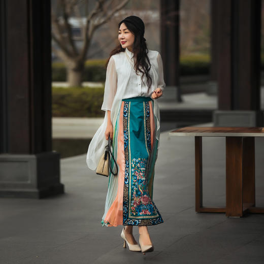 【林栖设计小店】提花衬衣拼真丝飞片优雅气质显瘦2024春夏新品中袖上衣女1942101 商品图2