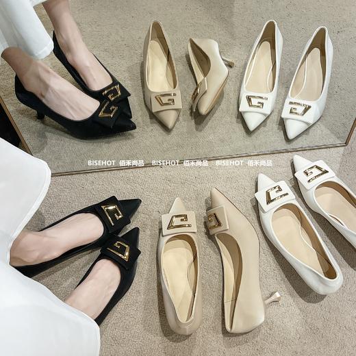 新品细跟女人味十足特殊材质时尚单鞋909B41543（W） 商品图2