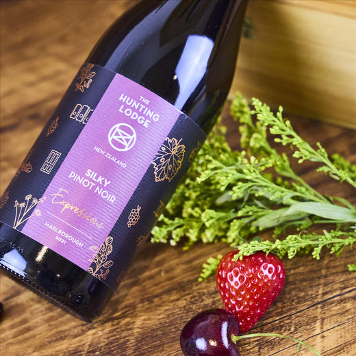 新西兰琅廷绽放马尔堡丝滑黑皮诺红葡萄酒 商品图1