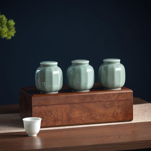 花梨木【木盒.3小瓷毛尖（三两装左右）】65元1套.整箱12套 商品图4