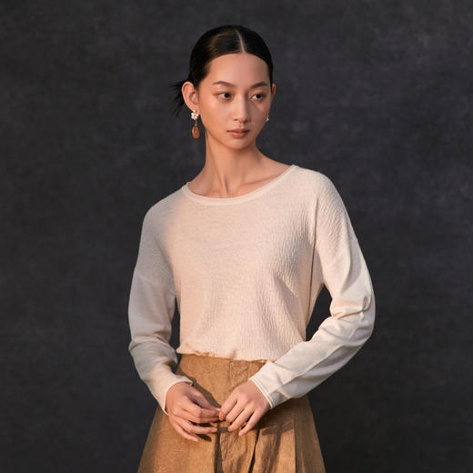 Famecoco基础款圆领长袖打底针织衫女套头纯色薄毛衣FAC1DB019 商品图1