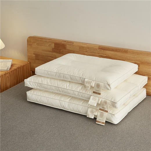 【下架】自然醒A类全棉蚕丝枕五星级酒店护颈椎助睡眠枕头枕芯学生宿舍家用低枕整头LK 商品图2