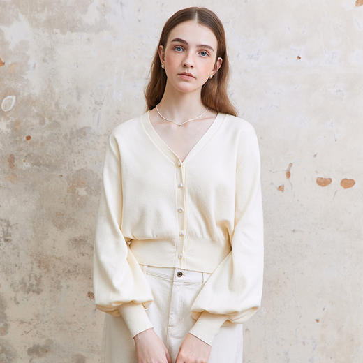 famecoco范可儿复古短款针织开衫女灯笼袖修身毛衣FAC1DE012 商品图2